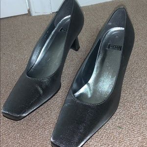Stuart Weizman silver shoes